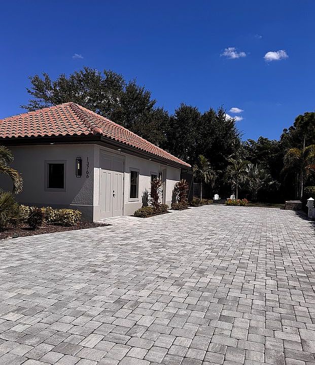 1st image of 13766 Golden Palms Cir