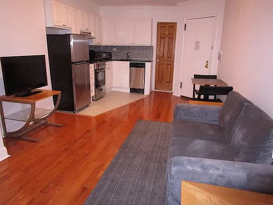 Rented by Maz Group NY | media 15