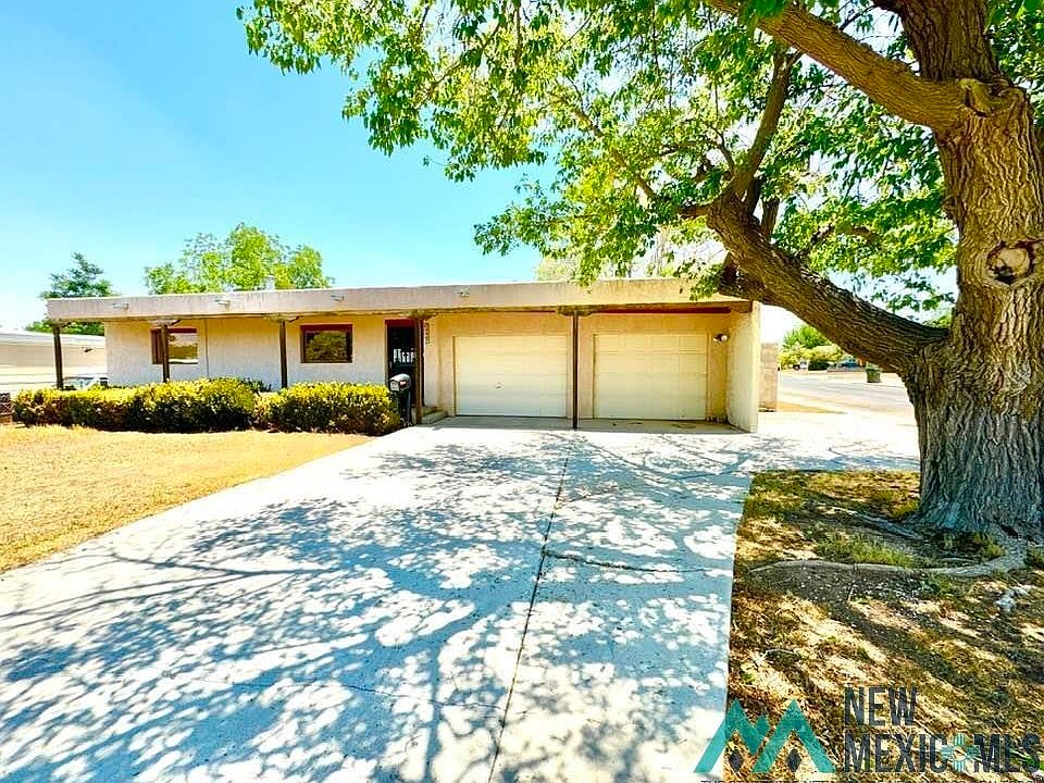 1st image of 2407 Mountain View Dr