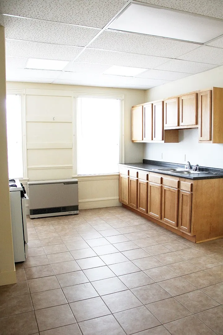 116 North Winooski Ave — Photo 3