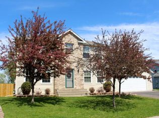 1119 Hillside Rd, Sauk Rapids, MN 56379