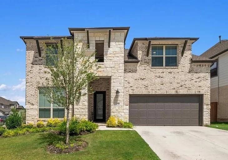 6220 Hilltop Plateau Dr — Photo 1