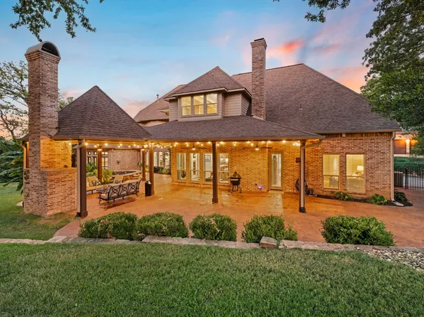 3056 Loch Meadow Ct, Southlake, TX 76092
