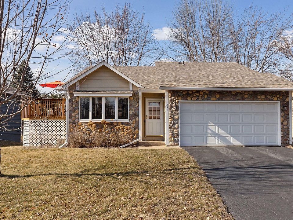 1st image of 351 Oakwood Dr