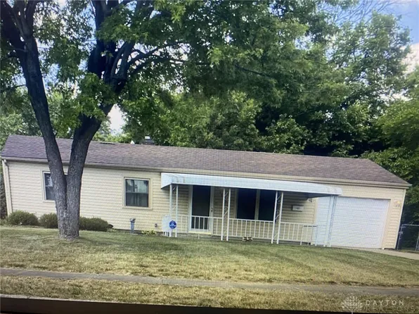 3555 Etter Dr, Dayton, OH 45416