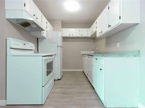 UNIT 310-311 Tait CRESCENT, Saskatoon, SK S7H 5L6