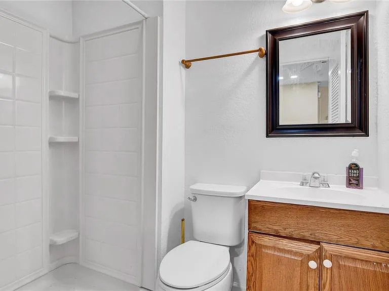 37 Peterlee Ct — Photo 19