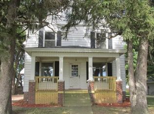 320 W Elm St, Argenta, IL