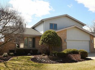 11745 Brook Hill Dr, Orland Park, IL