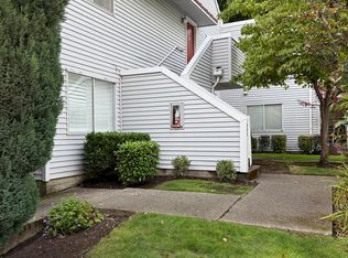 406 4th Ave #406, Kirkland, WA 98033