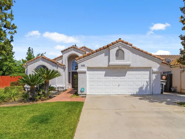 7490 N Hayston Ave, Fresno, CA 93720