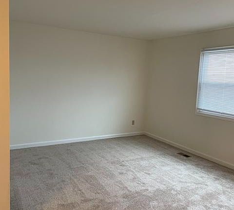 3rd image of 8621 Frankford Ave Floor 2