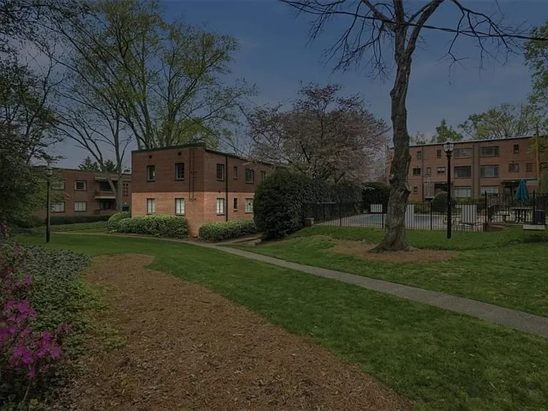 1381 Normandy Dr #2 — Photo 18