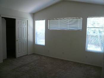 3rd image of 8426 Heritage Hill Dr