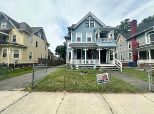 144 Buckingham St, Springfield, MA 01109