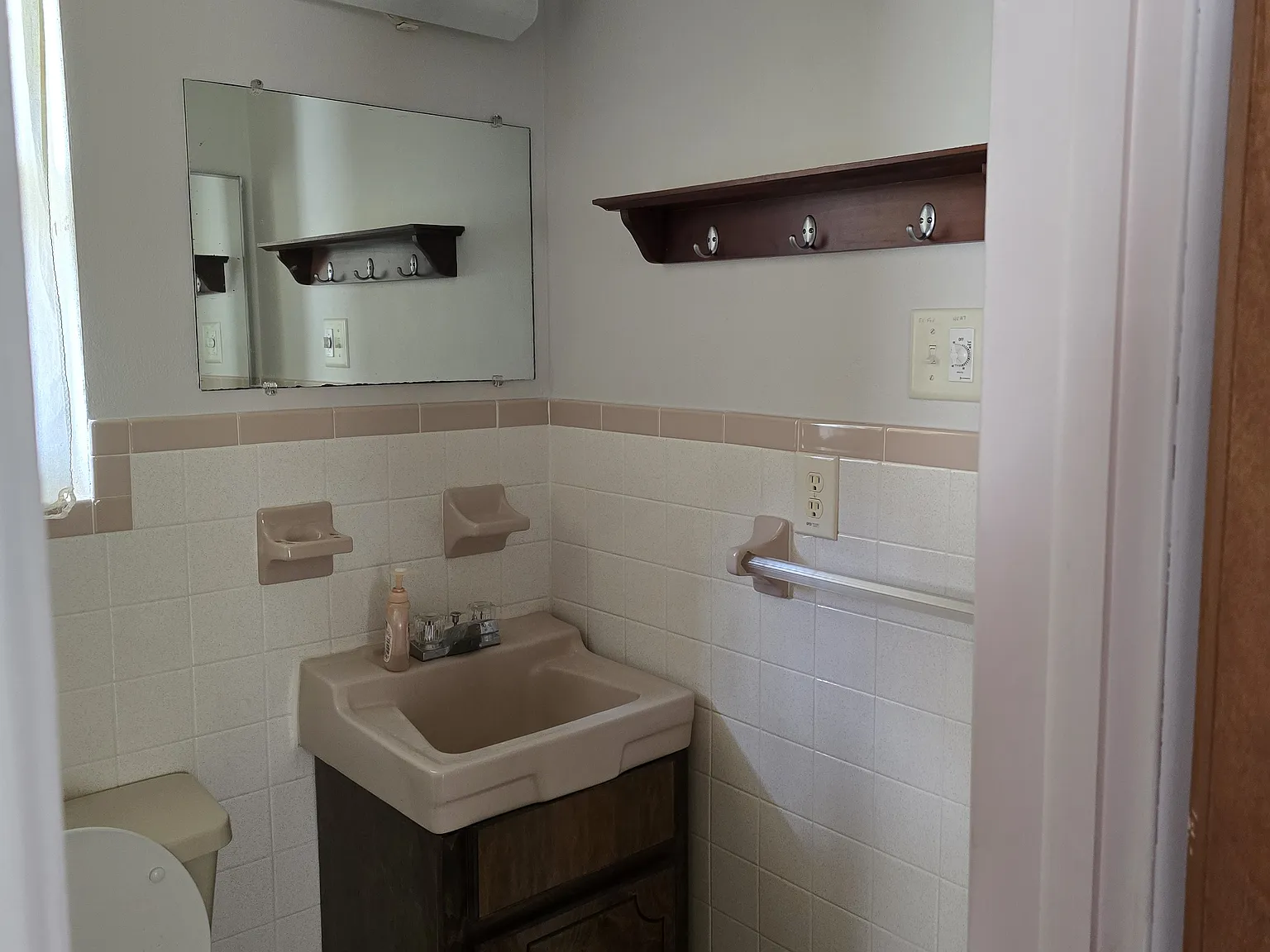 2 bed, 1262 sqft, $1,650 — Photo 4