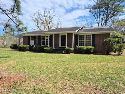 853 1st St, Chipley, FL, 32428