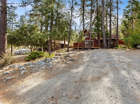 1647 Twin Lakes Dr, Wrightwood, CA 92397