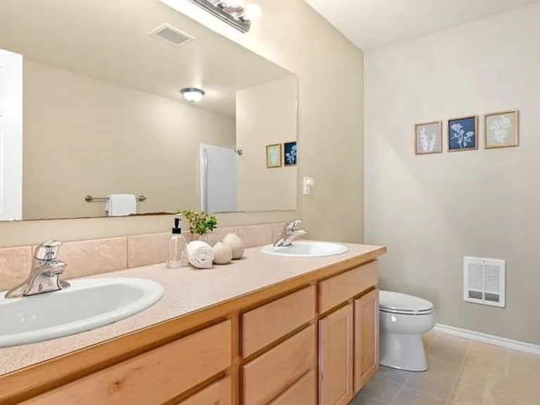 4160 Deemer Rd #202 — Photo 21