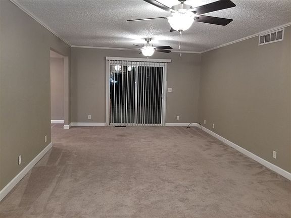 3rd image of 575 Betsy Ross Ln