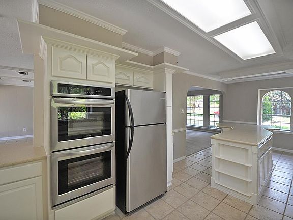 3rd image of 15531 Saint Cloud Dr