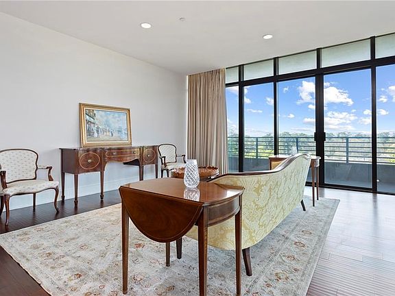 4th image of 750 Park Ave NE APT 7N