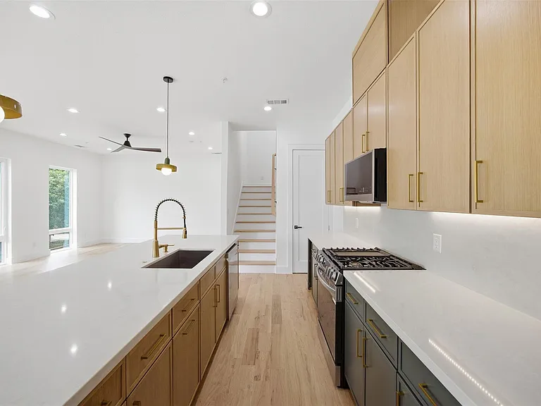 4605 Belmont Ave #A2 — Photo 22