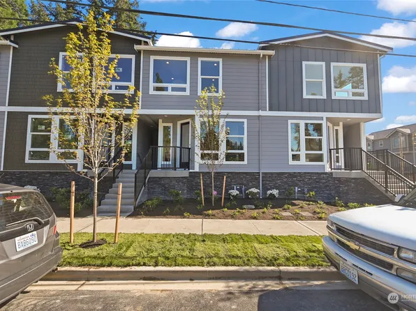 5406 234th Street SW #D, Mountlake Terrace, WA 98043