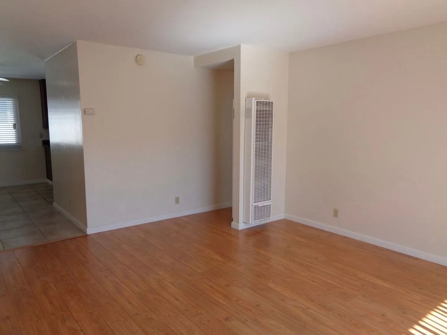 Riviera Apartments — Photo 3