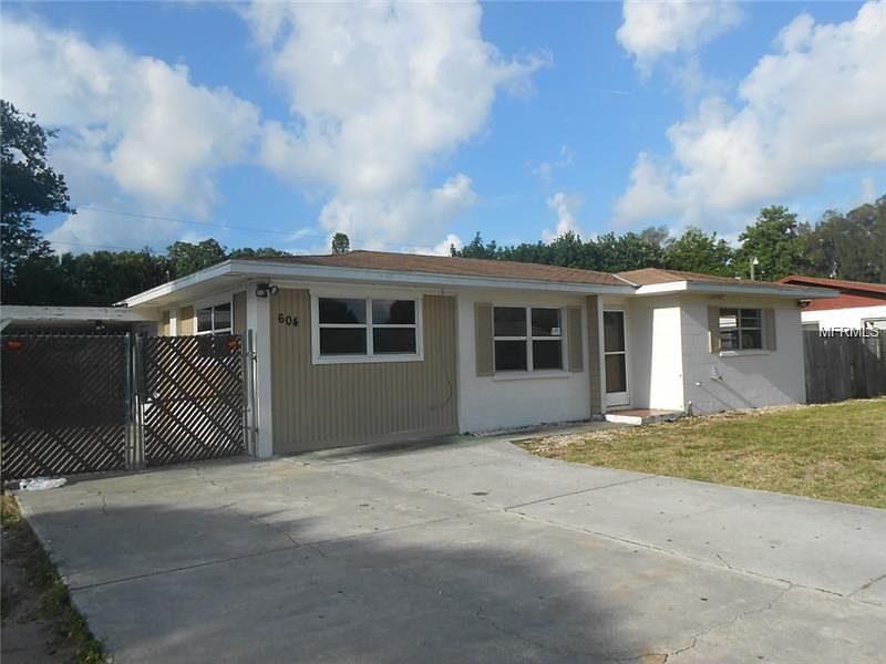 1st image of 604 60th Ave W