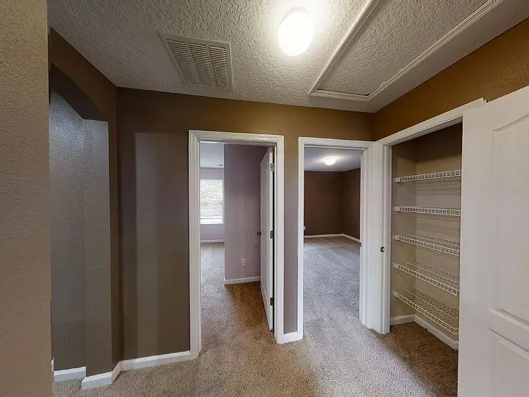 15695 Lexington Park Blvd — Photo 46