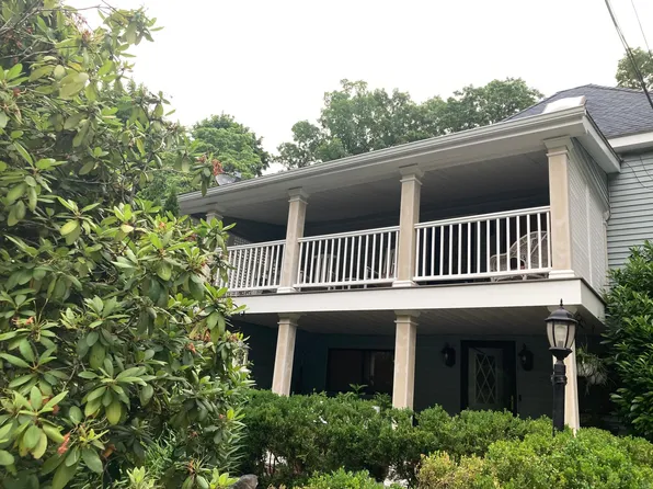 7 Highland Ave, Katonah, NY 10536