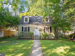 10402 Drumm Ave, Kensington, MD 20895