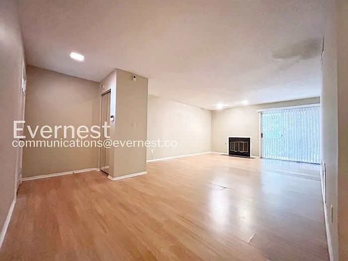 47 Little Silver Ct SE — Photo 9