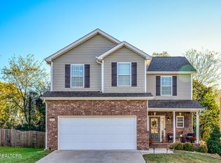 7474 Ladd Rd, Powell, TN 37849