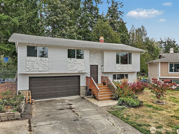 6873 Helena Drive NE, Bremerton, WA 98311