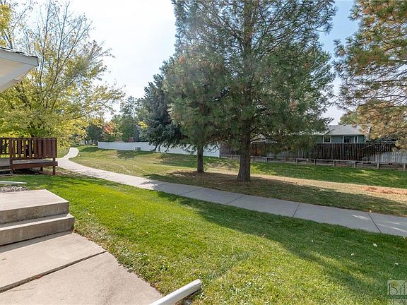 3rd image of 3390 Canyon Dr Unit C2