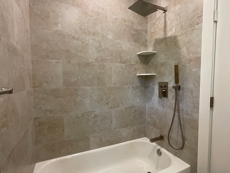 49 Irving St #3 — Photo 28