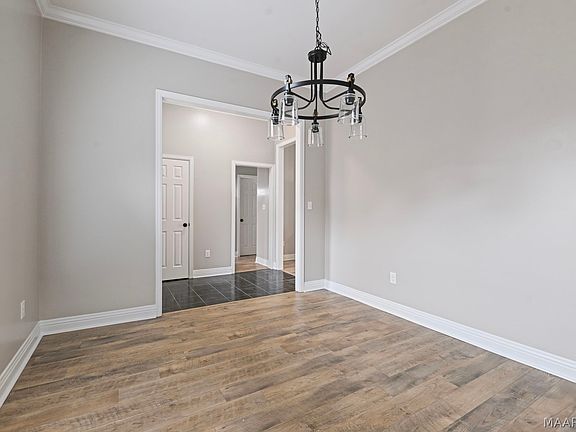 4th image of 8920 Green Chase Dr