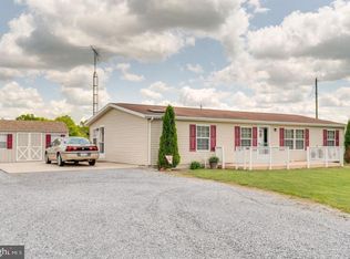 224 Crossroad School Rd, Hedgesville, WV 25427
