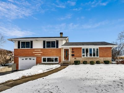 117 N Horner Ln, Mount Prospect, IL, 60056