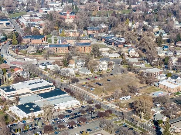 325 S Park Street, Walla Walla, WA 99362