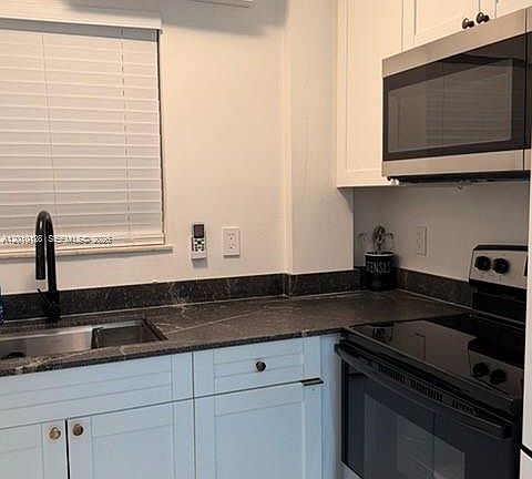 5th image of 1043 NW 2nd St APT 3