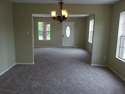 900 Clyde St, White Settlement, TX, 76108