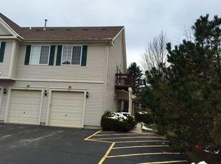 625 Windsor Dr #6D, Fox Lake, IL 60020