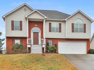 5847 Colonnade Dr, Rex, GA 30273