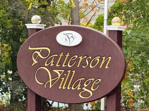 8 Patterson Village Court, Patterson, NY 12563