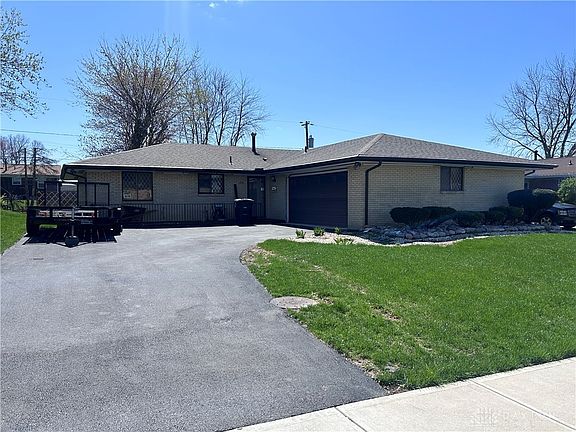 5th image of 4562 College View Dr