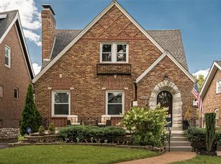 7457 Stanford Ave, Saint Louis, MO 63130