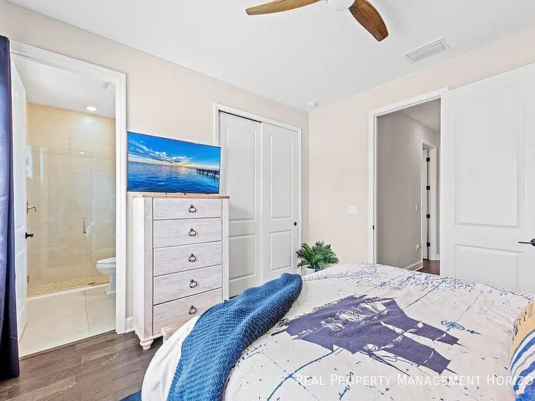 4430 Pond Brook Ct — Photo 40